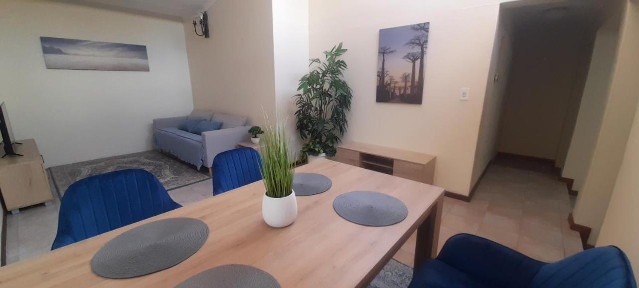 Impala Suite -Entire Unit- 2 Bedroom With 1 Ensuite Bathroom Ladysmith Kültér fotó